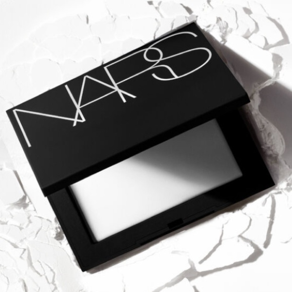 NARS Light Reflecting Setting Powder - Pressed - Picture 1 of 16